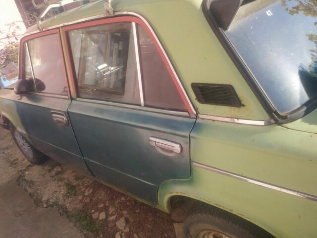 Зелений ВАЗ 2106, об'ємом двигуна 1 л та пробігом 1000 тис. км за 300 $, фото 2 на Automoto.ua