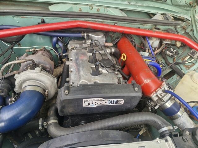 ВАЗ 2106 1988 в Славянске на Automoto.ua Зеленый ВАЗ 2106, объемом двигателя 1.6 л и пробегом 2 тыс. км за 3800 $, фото 1 на Automoto.ua