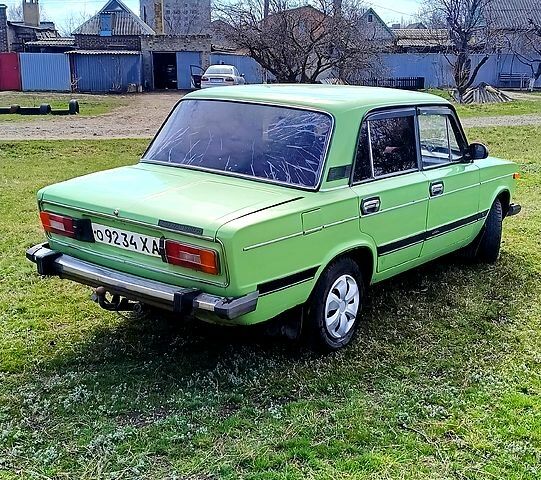 Зеленый ВАЗ 2106, объемом двигателя 15 л и пробегом 200 тыс. км за 1000 $, фото 4 на Automoto.ua