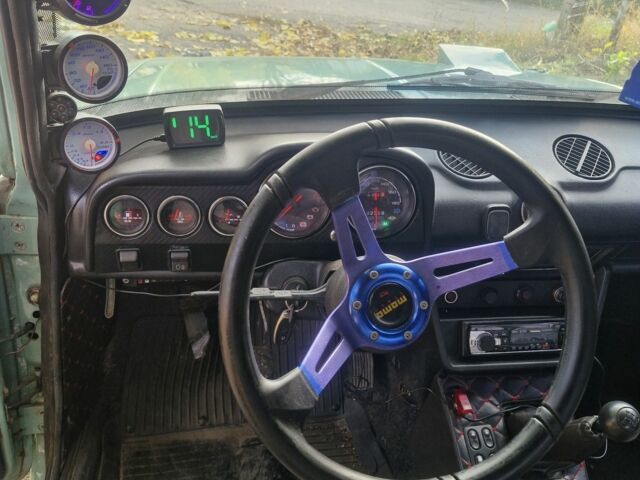 ВАЗ 2106 1988 в Славянске на Automoto.ua Зеленый ВАЗ 2106, объемом двигателя 1.6 л и пробегом 2 тыс. км за 3800 $, фото 5 на Automoto.ua