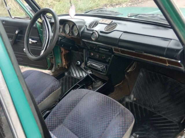 Зеленый ВАЗ 2106, объемом двигателя 1.3 л и пробегом 330 тыс. км за 397 $, фото 16 на Automoto.ua