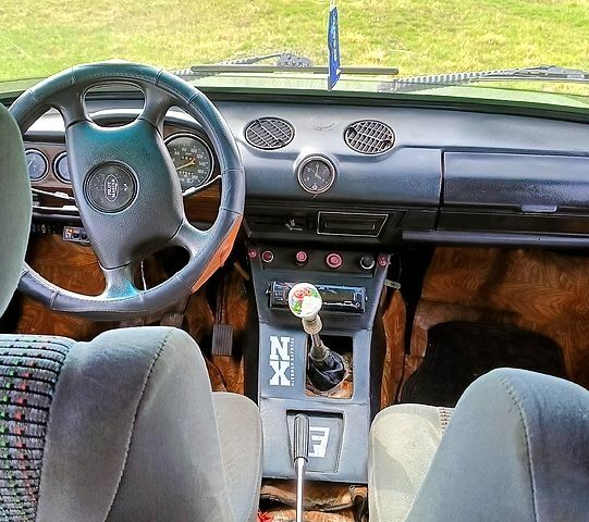 Зеленый ВАЗ 2106, объемом двигателя 15 л и пробегом 200 тыс. км за 1000 $, фото 2 на Automoto.ua