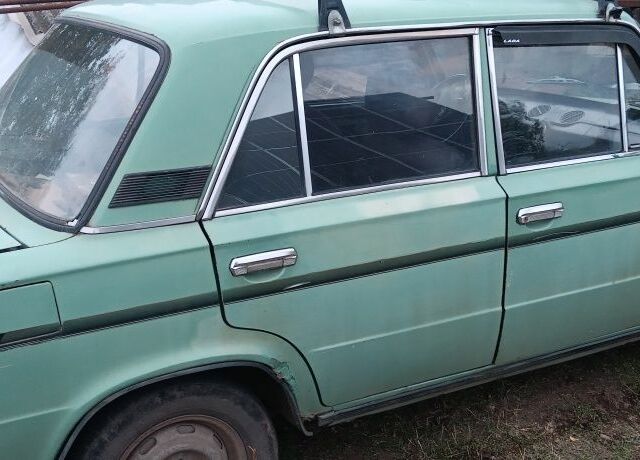 Зеленый ВАЗ 2106, объемом двигателя 0 л и пробегом 200 тыс. км за 300 $, фото 6 на Automoto.ua