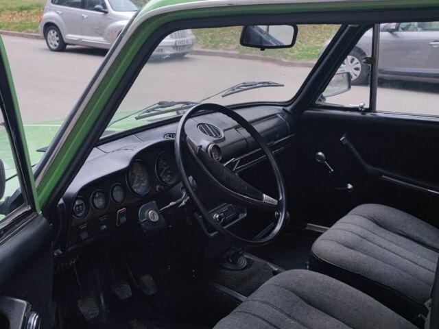 Зелений ВАЗ 2106, об'ємом двигуна 0 л та пробігом 250 тис. км за 1200 $, фото 10 на Automoto.ua