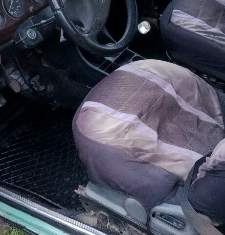 Зеленый ВАЗ 2106, объемом двигателя 0 л и пробегом 200 тыс. км за 300 $, фото 3 на Automoto.ua