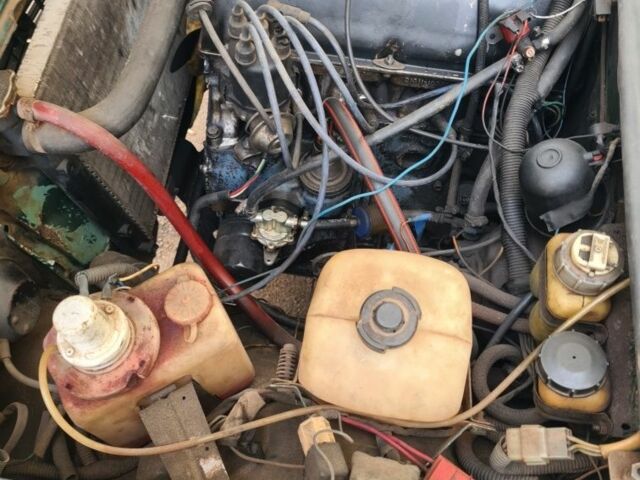 Зеленый ВАЗ 2106, объемом двигателя 1.3 л и пробегом 300 тыс. км за 408 $, фото 3 на Automoto.ua