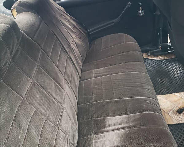 Зеленый ВАЗ 2106, объемом двигателя 1.3 л и пробегом 100 тыс. км за 550 $, фото 4 на Automoto.ua