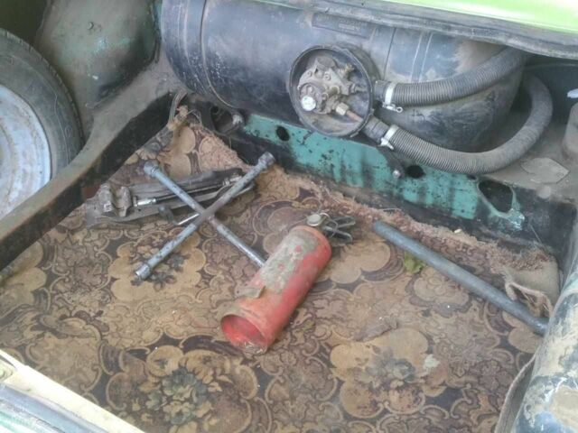 Зеленый ВАЗ 2106, объемом двигателя 1.3 л и пробегом 88 тыс. км за 600 $, фото 9 на Automoto.ua