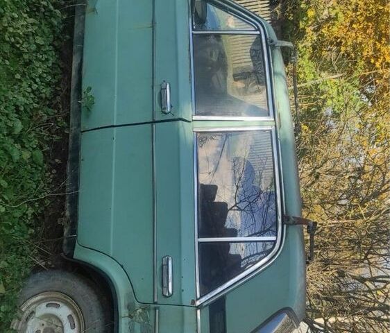 Зеленый ВАЗ 2106, объемом двигателя 0 л и пробегом 200 тыс. км за 241 $, фото 2 на Automoto.ua