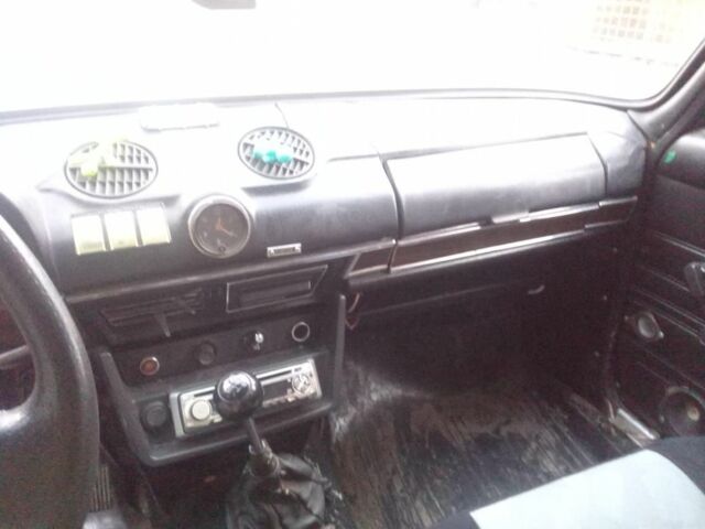 Зелений ВАЗ 2106, об'ємом двигуна 0 л та пробігом 130 тис. км за 621 $, фото 5 на Automoto.ua