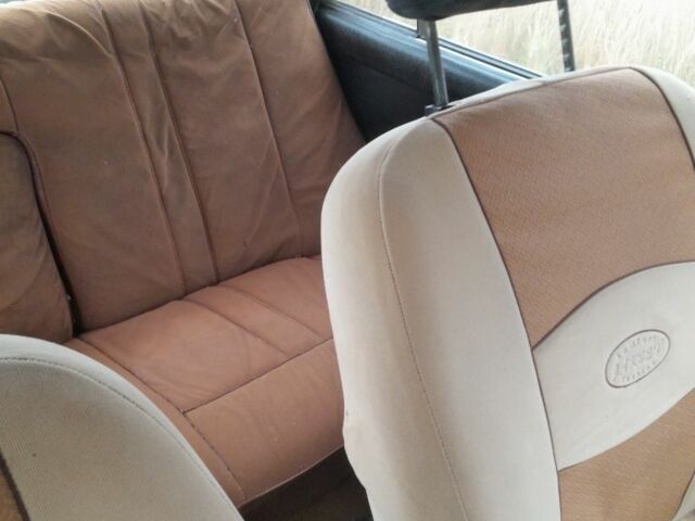 Зеленый ВАЗ 2106, объемом двигателя 1.6 л и пробегом 1 тыс. км за 618 $, фото 5 на Automoto.ua