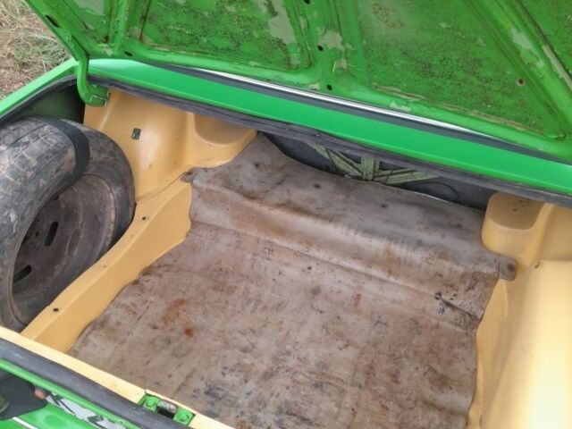 Зеленый ВАЗ 2106, объемом двигателя 1.6 л и пробегом 1 тыс. км за 618 $, фото 3 на Automoto.ua