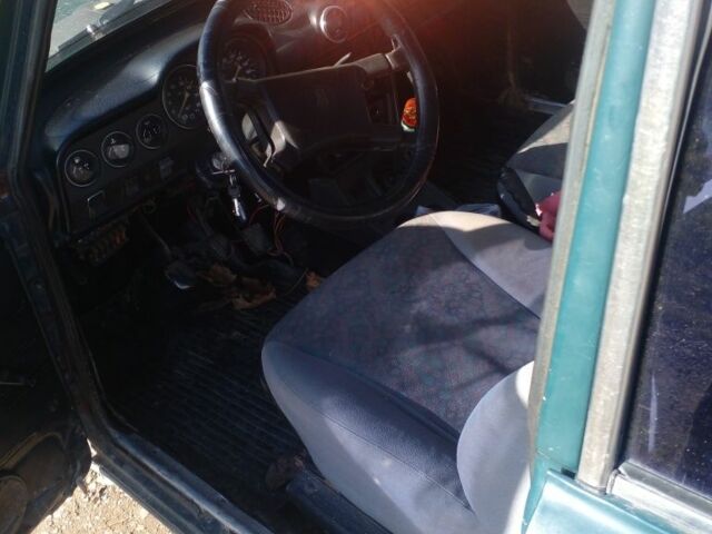 Зелений ВАЗ 2106, об'ємом двигуна 1 л та пробігом 40 тис. км за 382 $, фото 3 на Automoto.ua