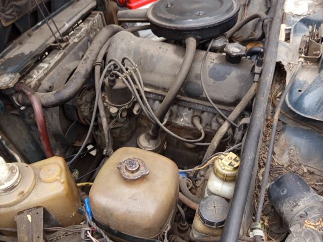 Зелений ВАЗ 2106, об'ємом двигуна 1.3 л та пробігом 174 тис. км за 300 $, фото 4 на Automoto.ua