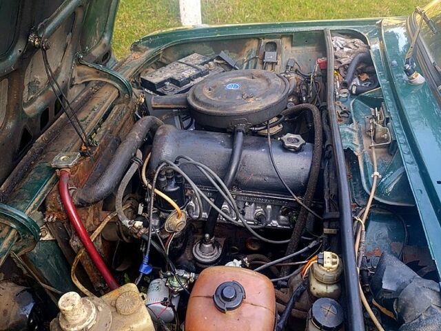 Зеленый ВАЗ 2106, объемом двигателя 1.6 л и пробегом 270 тыс. км за 650 $, фото 2 на Automoto.ua