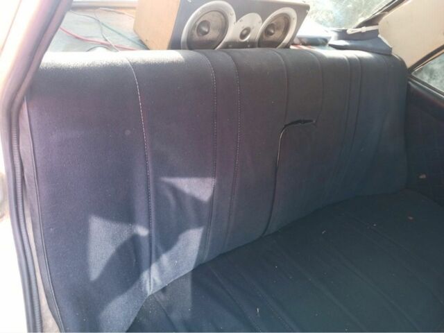 Оранжевый ВАЗ 2106, объемом двигателя 1.6 л и пробегом 280 тыс. км за 600 $, фото 3 на Automoto.ua