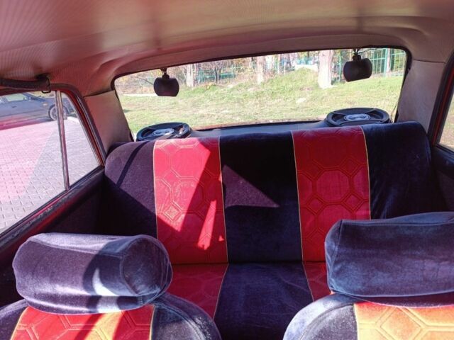 Оранжевый ВАЗ 2106, объемом двигателя 1.6 л и пробегом 250 тыс. км за 642 $, фото 7 на Automoto.ua