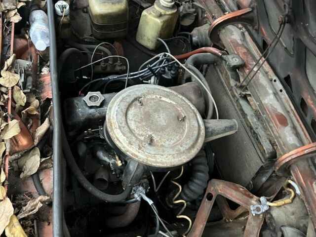 Оранжевый ВАЗ 2106, объемом двигателя 1.6 л и пробегом 3 тыс. км за 334 $, фото 4 на Automoto.ua