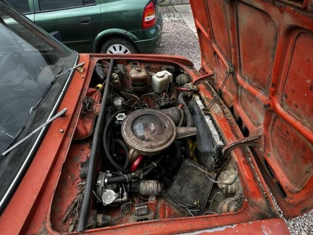 Оранжевый ВАЗ 2106, объемом двигателя 1.5 л и пробегом 100 тыс. км за 324 $, фото 5 на Automoto.ua