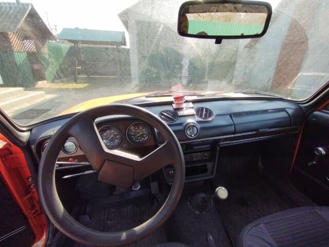 Оранжевый ВАЗ 2106, объемом двигателя 1.5 л и пробегом 42 тыс. км за 700 $, фото 4 на Automoto.ua