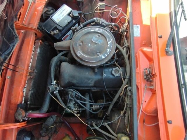 Оранжевый ВАЗ 2106, объемом двигателя 1.5 л и пробегом 42 тыс. км за 700 $, фото 5 на Automoto.ua