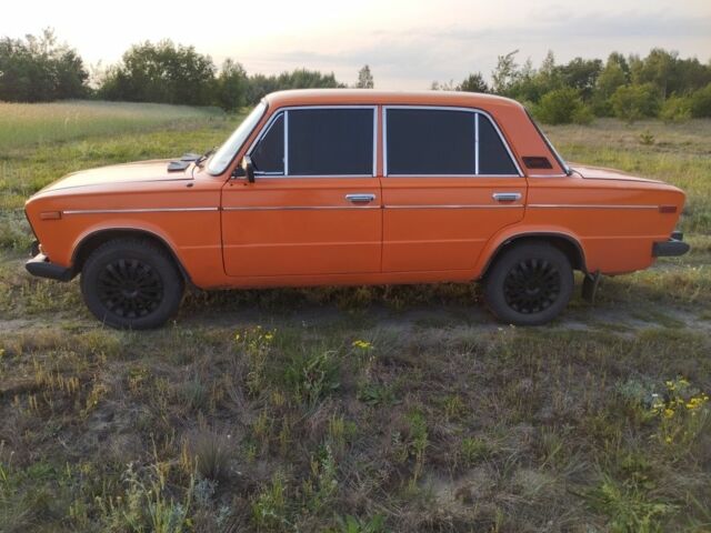 Оранжевый ВАЗ 2106, объемом двигателя 1.5 л и пробегом 42 тыс. км за 700 $, фото 3 на Automoto.ua
