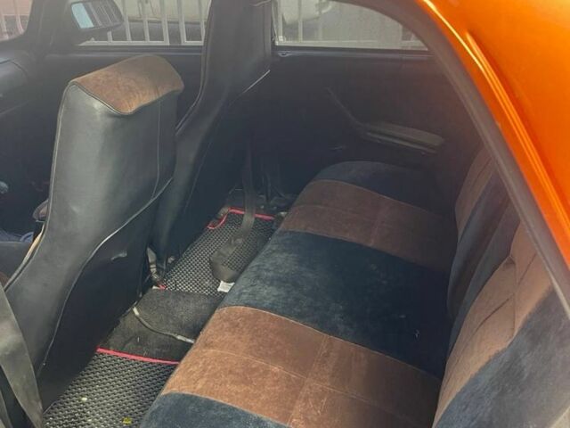 ВАЗ 2106 1984 в Днепре (Днепропетровске) на Automoto.ua Оранжевый ВАЗ 2106, объемом двигателя 1.3 л и пробегом 150 тыс. км за 815 $, фото 5 на Automoto.ua