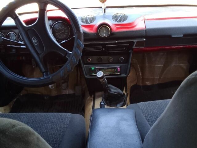 Помаранчевий ВАЗ 2106, об'ємом двигуна 1.5 л та пробігом 80 тис. км за 1000 $, фото 4 на Automoto.ua