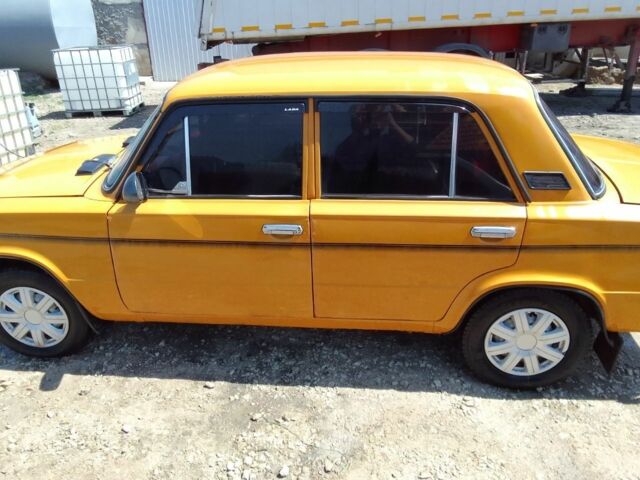 Помаранчевий ВАЗ 2106, об'ємом двигуна 1.5 л та пробігом 80 тис. км за 1000 $, фото 3 на Automoto.ua