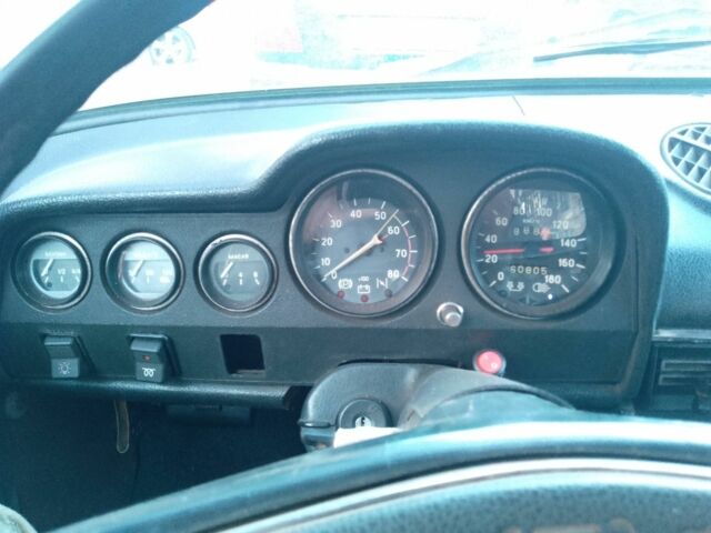 Помаранчевий ВАЗ 2106, об'ємом двигуна 1 л та пробігом 460 тис. км за 350 $, фото 3 на Automoto.ua