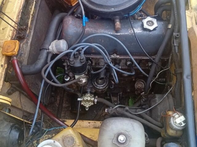 Оранжевый ВАЗ 2106, объемом двигателя 1 л и пробегом 150 тыс. км за 600 $, фото 6 на Automoto.ua