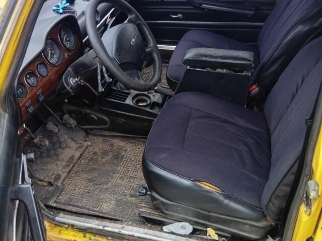 Оранжевый ВАЗ 2106, объемом двигателя 1 л и пробегом 150 тыс. км за 600 $, фото 4 на Automoto.ua