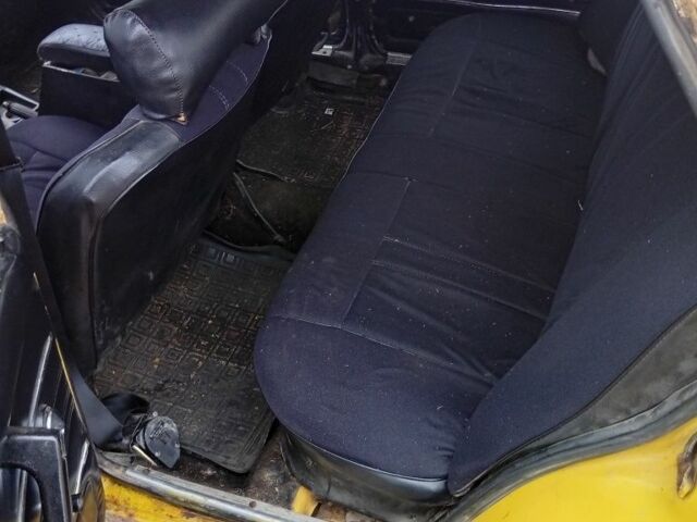 Оранжевый ВАЗ 2106, объемом двигателя 1 л и пробегом 150 тыс. км за 600 $, фото 5 на Automoto.ua