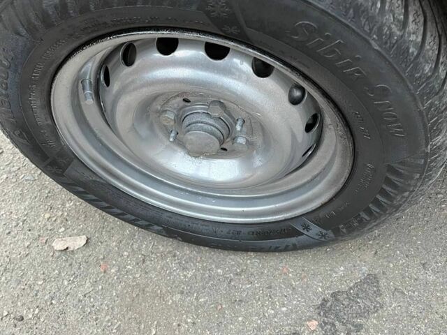 ВАЗ 2106 1990 у Лозовой на Automoto.ua Помаранчевий ВАЗ 2106, об'ємом двигуна 0 л та пробігом 113 тис. км за 680 $, фото 12 на Automoto.ua