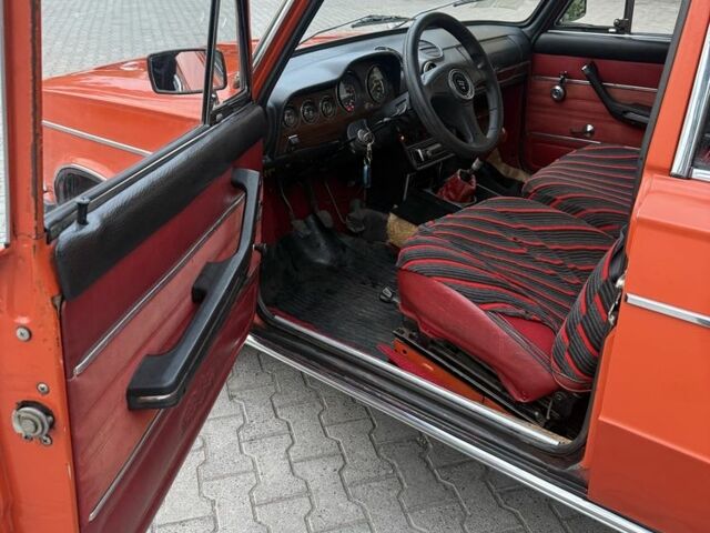 ВАЗ 2106 1992 в Кривом Роге на Automoto.ua Оранжевый ВАЗ 2106, объемом двигателя 1.6 л и пробегом 99 тыс. км за 1100 $, фото 11 на Automoto.ua