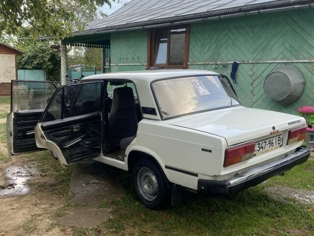 Білий ВАЗ 2107, об'ємом двигуна 1.3 л та пробігом 200 тис. км за 550 $, фото 3 на Automoto.ua