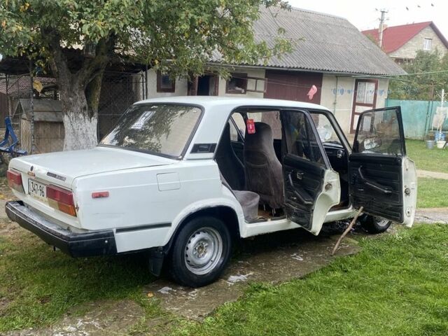 Білий ВАЗ 2107, об'ємом двигуна 1.3 л та пробігом 200 тис. км за 550 $, фото 2 на Automoto.ua