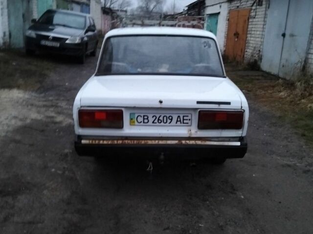 Белый ВАЗ 2107, объемом двигателя 1.6 л и пробегом 56 тыс. км за 450 $, фото 4 на Automoto.ua