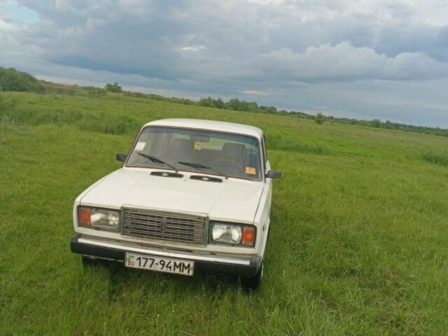 Белый ВАЗ 2107, объемом двигателя 0 л и пробегом 750 тыс. км за 1000 $, фото 1 на Automoto.ua