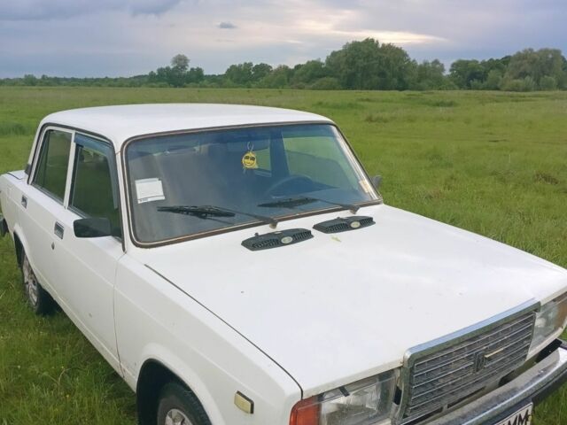 Белый ВАЗ 2107, объемом двигателя 0 л и пробегом 750 тыс. км за 1000 $, фото 4 на Automoto.ua