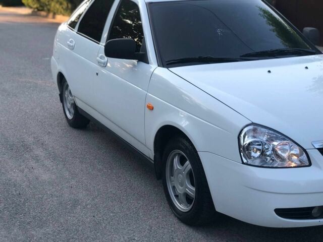 Белый ВАЗ 2107, объемом двигателя 1.6 л и пробегом 16 тыс. км за 4000 $, фото 9 на Automoto.ua