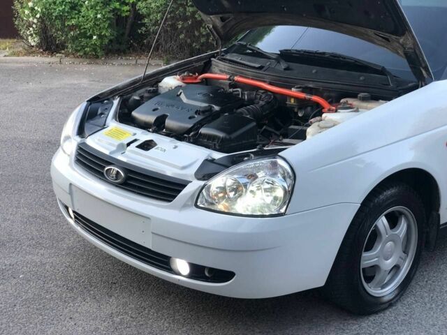 Белый ВАЗ 2107, объемом двигателя 1.6 л и пробегом 16 тыс. км за 4000 $, фото 19 на Automoto.ua