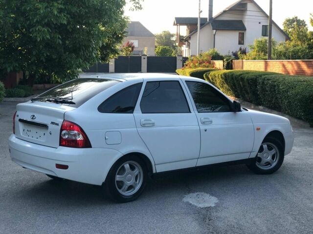 Белый ВАЗ 2107, объемом двигателя 1.6 л и пробегом 16 тыс. км за 4000 $, фото 8 на Automoto.ua