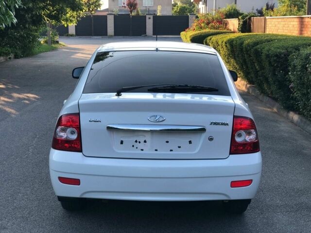 Белый ВАЗ 2107, объемом двигателя 1.6 л и пробегом 16 тыс. км за 4000 $, фото 4 на Automoto.ua