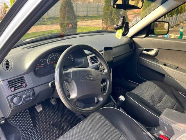 Белый ВАЗ 2107, объемом двигателя 1.6 л и пробегом 230 тыс. км за 2600 $, фото 5 на Automoto.ua