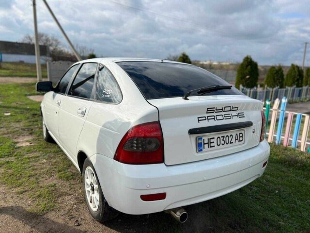 Белый ВАЗ 2107, объемом двигателя 1.6 л и пробегом 230 тыс. км за 2600 $, фото 2 на Automoto.ua