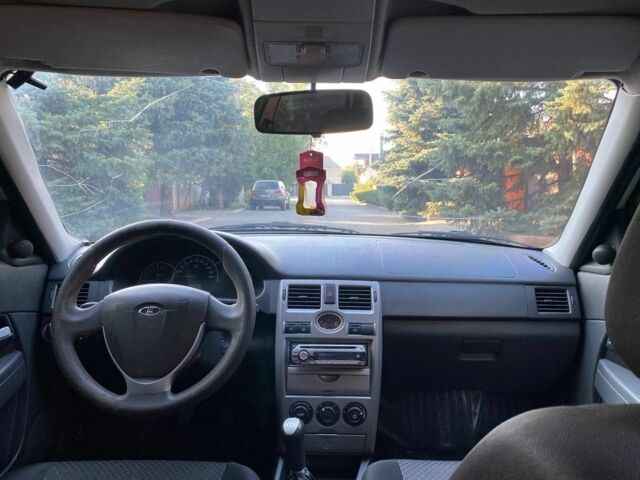 Білий ВАЗ 2107, об'ємом двигуна 1.6 л та пробігом 250 тис. км за 3000 $, фото 5 на Automoto.ua