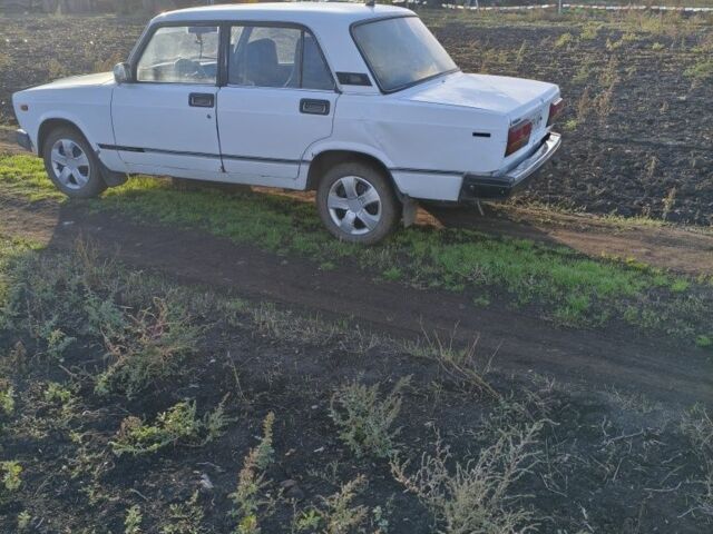 Білий ВАЗ 2107, об'ємом двигуна 1 л та пробігом 150 тис. км за 616 $, фото 9 на Automoto.ua