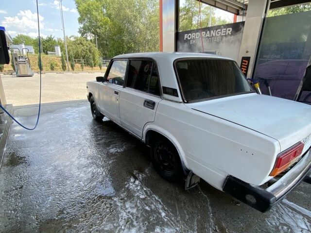 Белый ВАЗ 2107, объемом двигателя 1.7 л и пробегом 40 тыс. км за 600 $, фото 3 на Automoto.ua