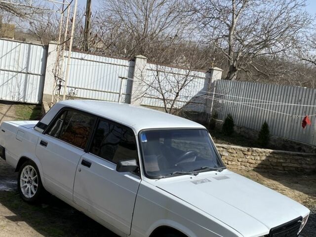 Белый ВАЗ 2107, объемом двигателя 0 л и пробегом 120 тыс. км за 1200 $, фото 3 на Automoto.ua